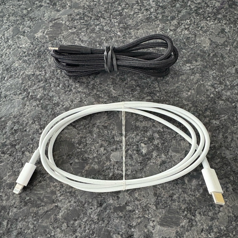 7 USB-C to Apple Lightening Charging Cables